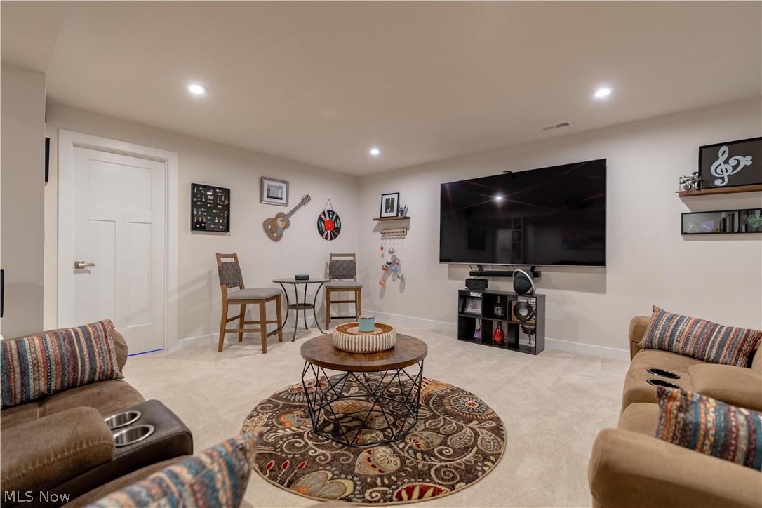 2723 Baker Drive Norton OH 44203