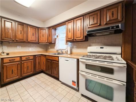 15357 Rademaker Boulevard Brook Park OH 44142