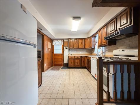 15357 Rademaker Boulevard Brook Park OH 44142