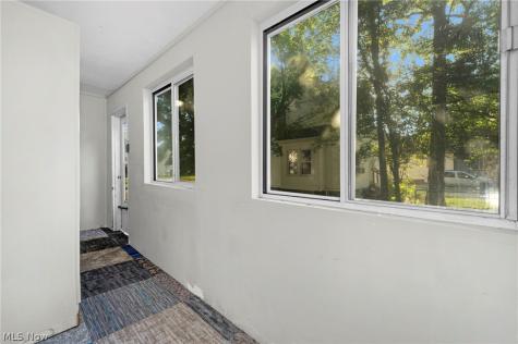 823 W 21st Street Lorain OH 44052