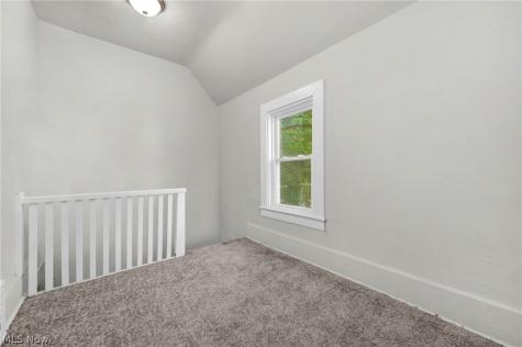 823 W 21st Street Lorain OH 44052