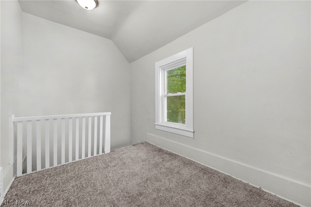823 W 21st Street Lorain OH 44052