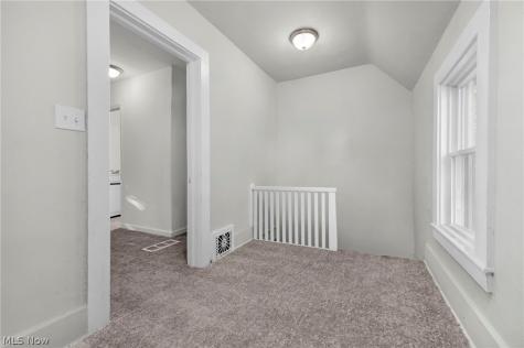 823 W 21st Street Lorain OH 44052