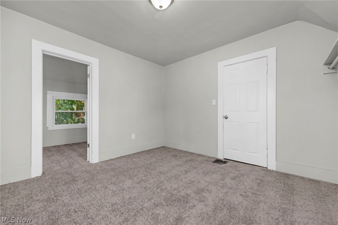 823 W 21st Street Lorain OH 44052