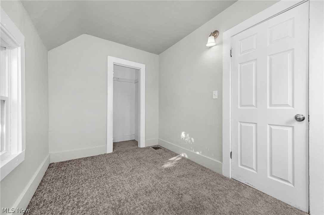823 W 21st Street Lorain OH 44052
