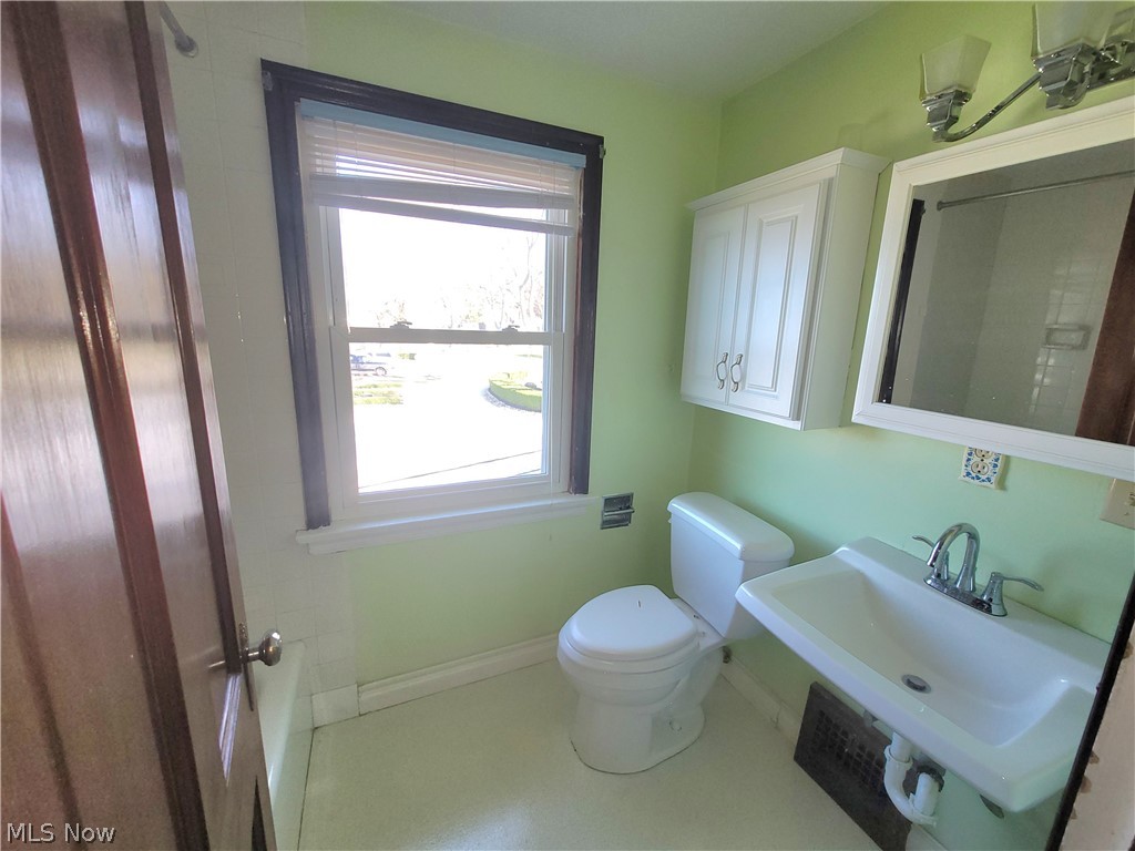 5955 Shore Drive Madison OH 44057