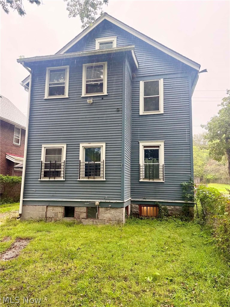 2123 Logan Avenue Youngstown OH 44505