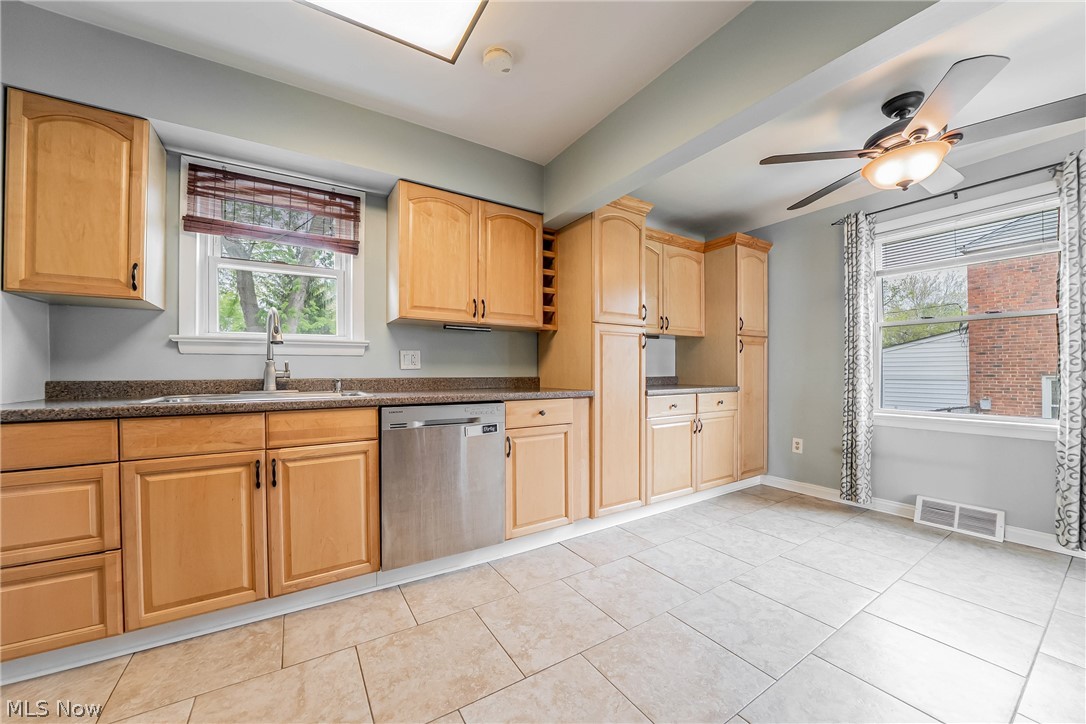 5368 Strawberry Lane Willoughby OH 44094