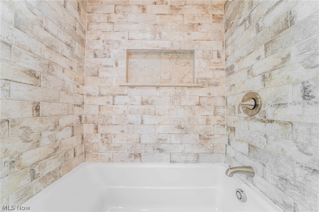 5368 Strawberry Lane Willoughby OH 44094