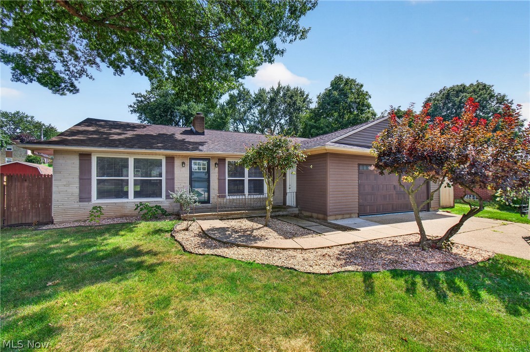 3321 Meadowwood Street NW Massillon OH 44646