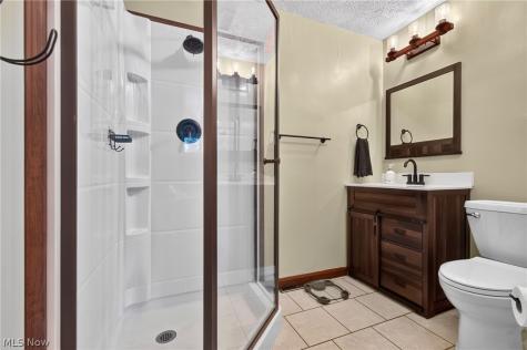 3321 Meadowwood Street NW Massillon OH 44646
