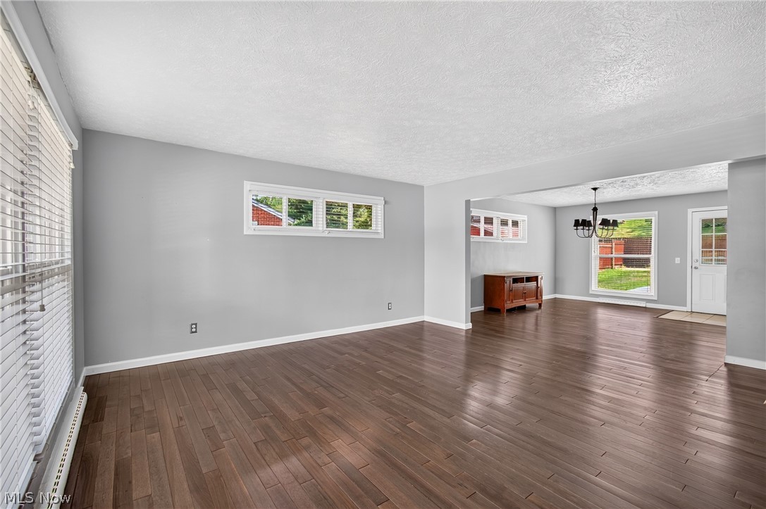 3321 Meadowwood Street NW Massillon OH 44646