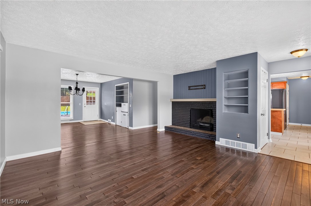 3321 Meadowwood Street NW Massillon OH 44646