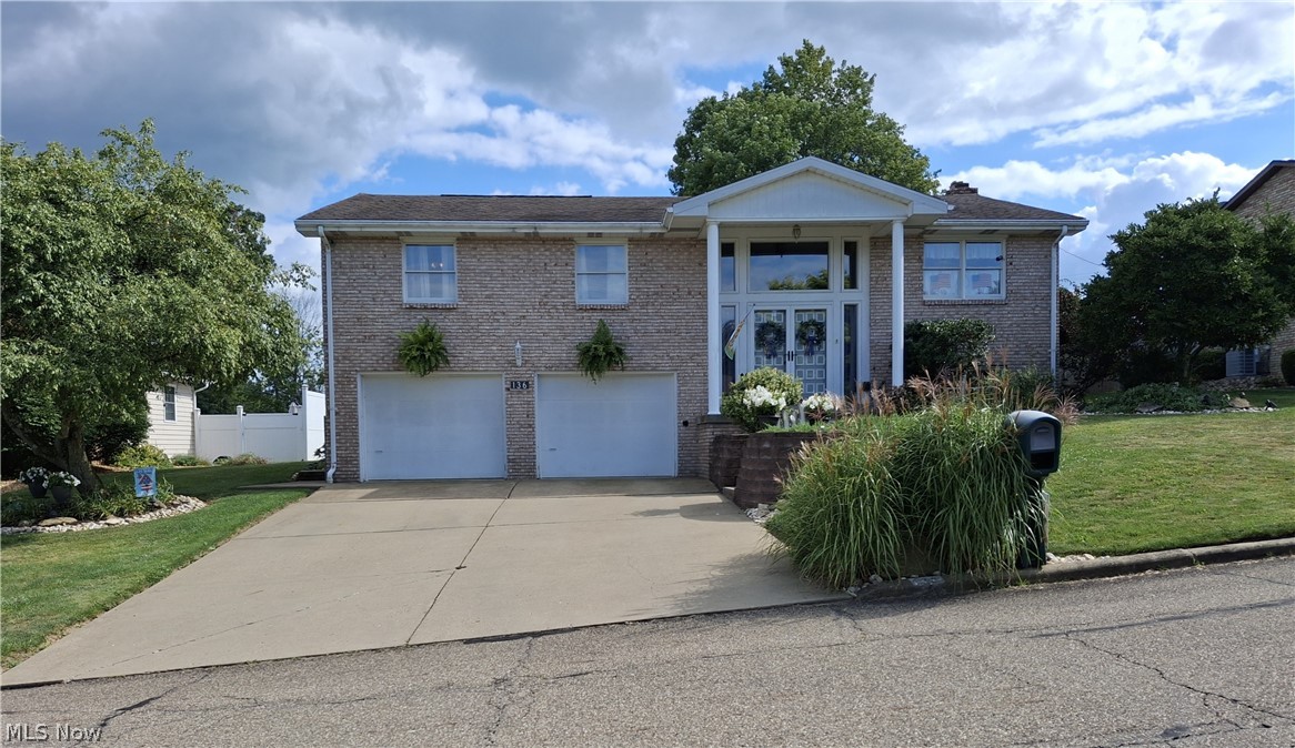 136 Tera Manor Wintersville OH 43953