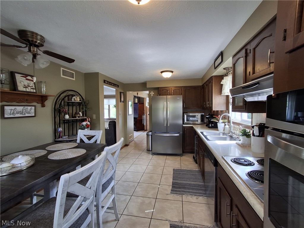 136 Tera Manor Wintersville OH 43953