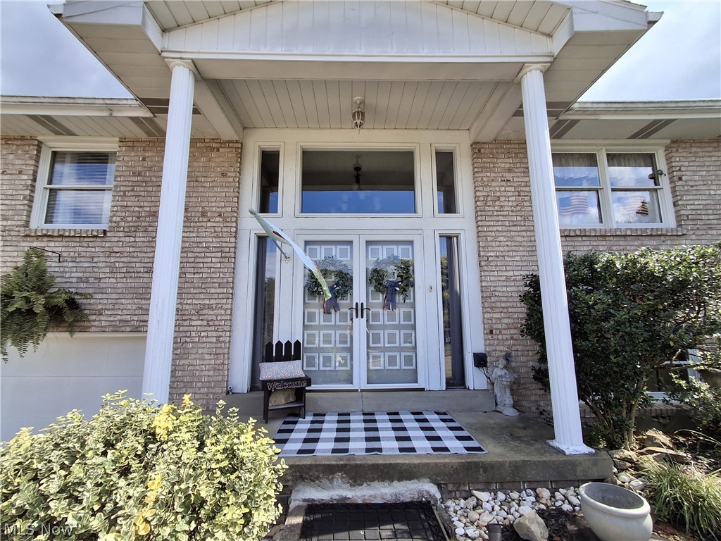 136 Tera Manor Wintersville OH 43953