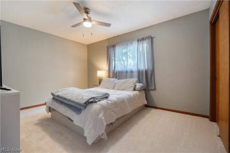 13795 Overcrest Street NE Alliance OH 44601