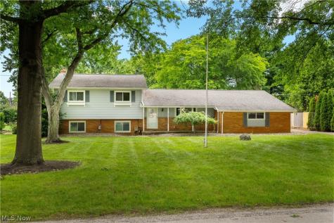 13795 Overcrest Street NE Alliance OH 44601