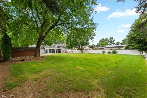 13795 Overcrest Street NE Alliance OH 44601