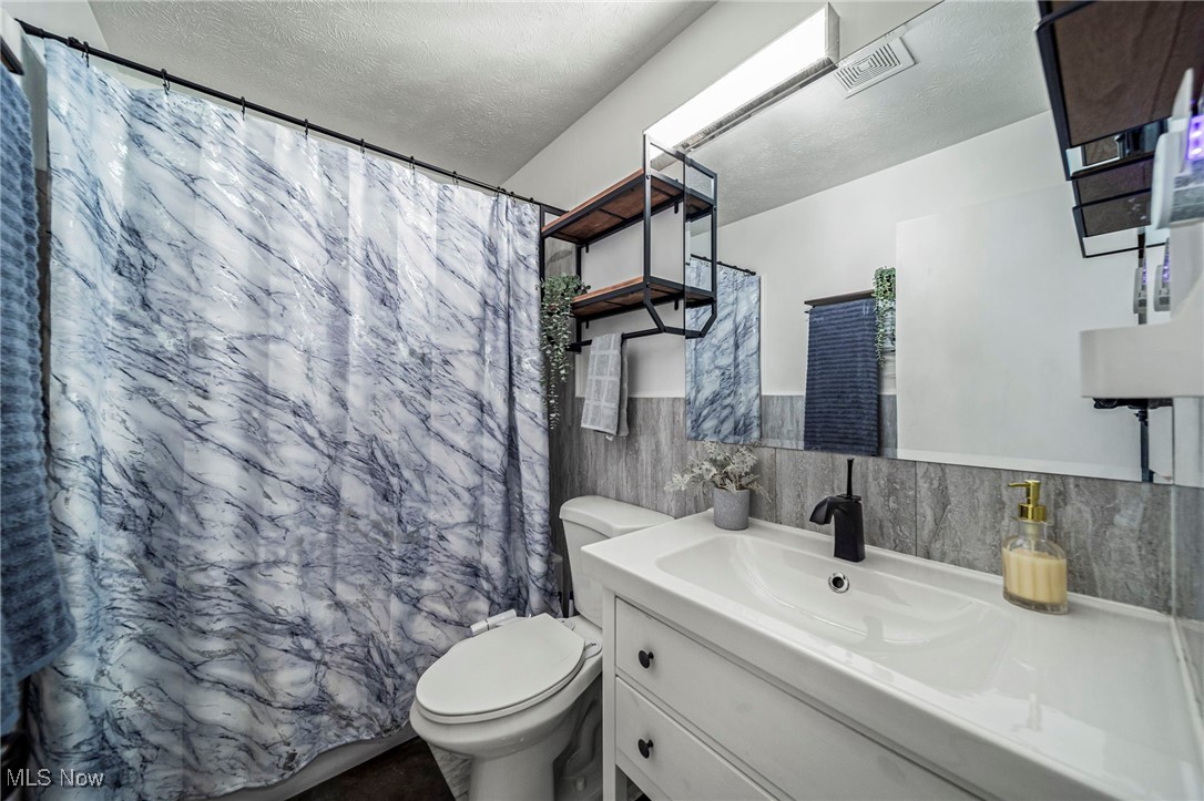 13400 S Woodland Road Cleveland OH 44120