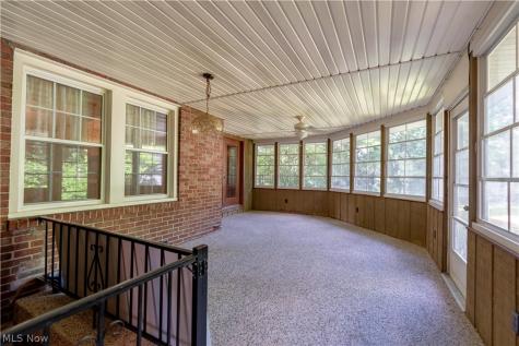 1827 Coventry Road NE Massillon OH 44646