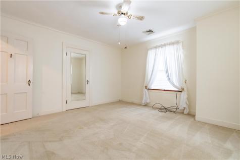 1827 Coventry Road NE Massillon OH 44646