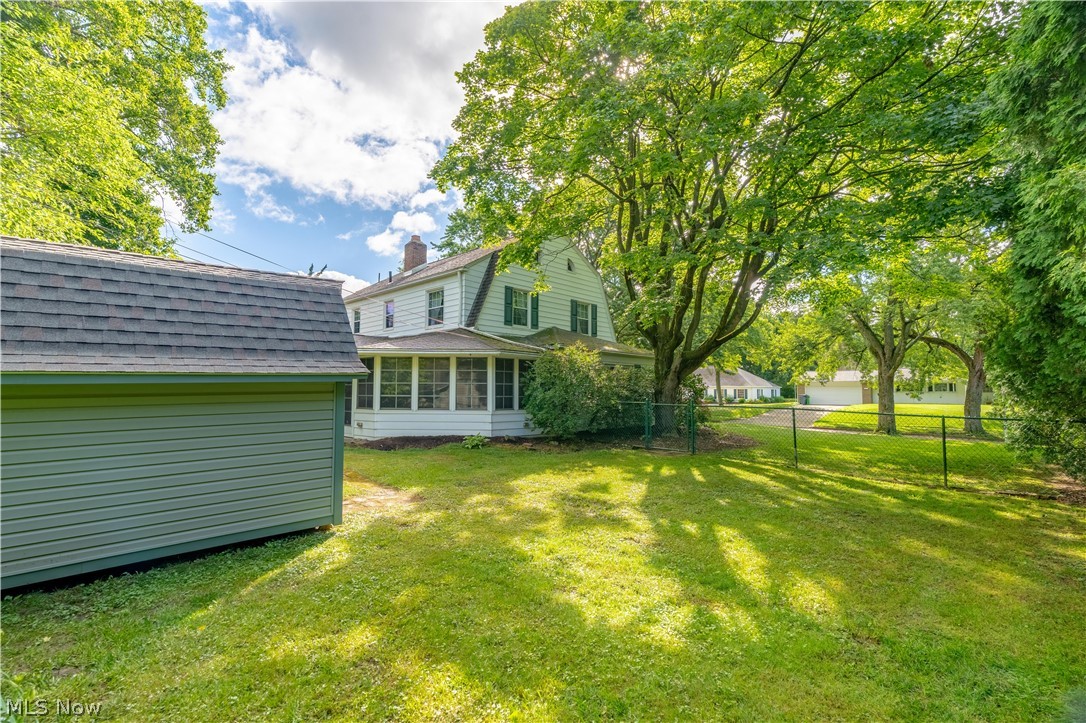 1827 Coventry Road NE Massillon OH 44646