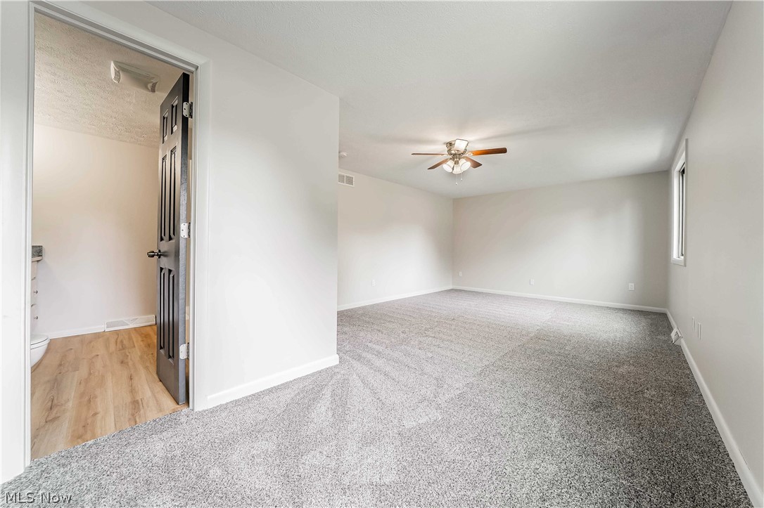 34139 Pearl Street North Ridgeville OH 44039