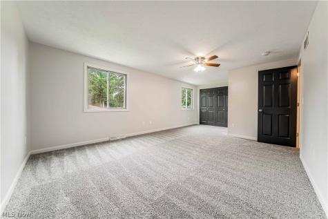 34139 Pearl Street North Ridgeville OH 44039