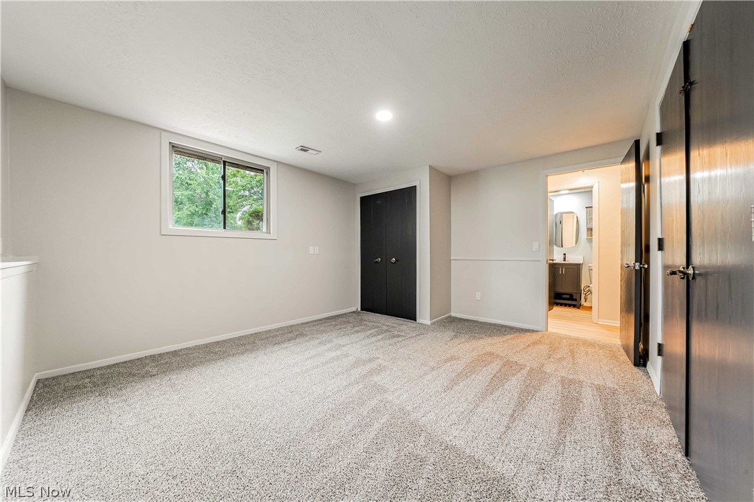 34139 Pearl Street North Ridgeville OH 44039