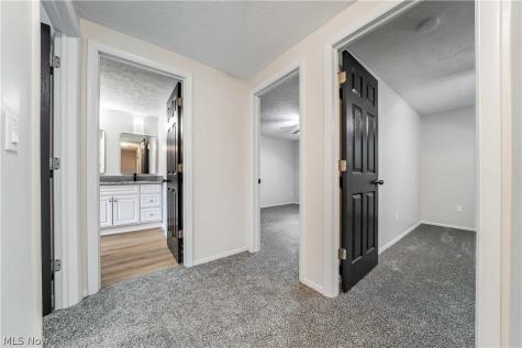 34139 Pearl Street North Ridgeville OH 44039