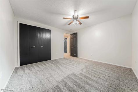 34139 Pearl Street North Ridgeville OH 44039