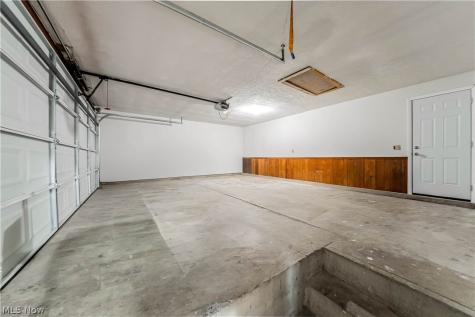 34139 Pearl Street North Ridgeville OH 44039