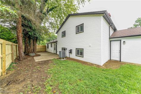 34139 Pearl Street North Ridgeville OH 44039