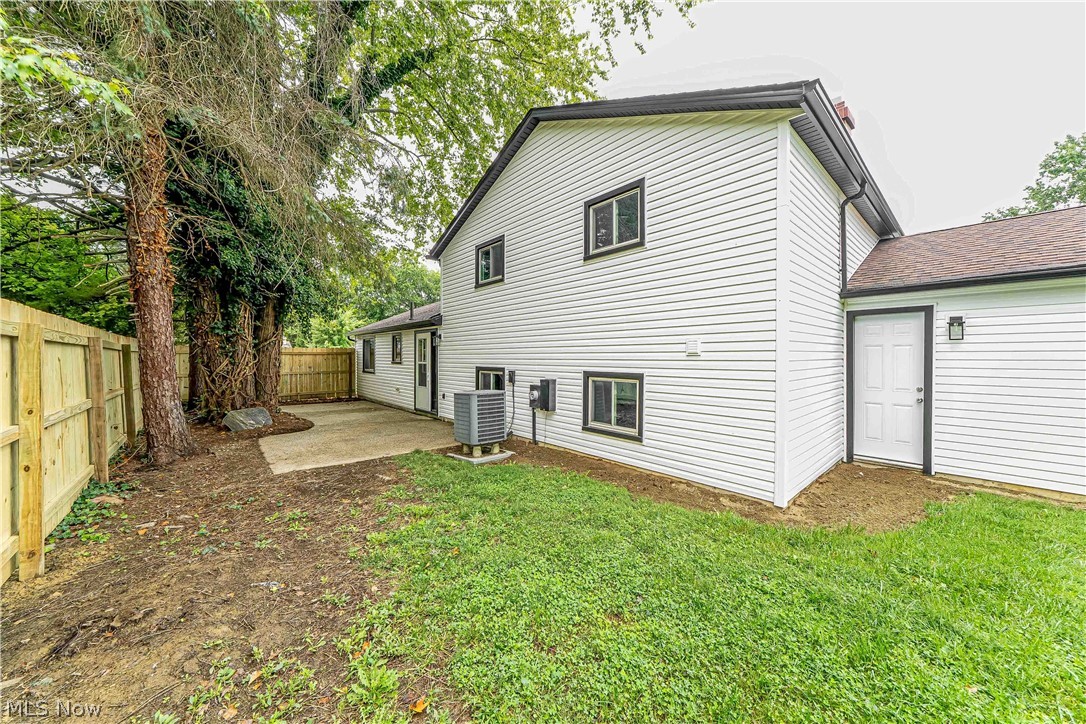 34139 Pearl Street North Ridgeville OH 44039