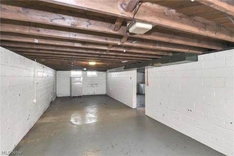5891 Pearl Road Parma Heights OH 44130