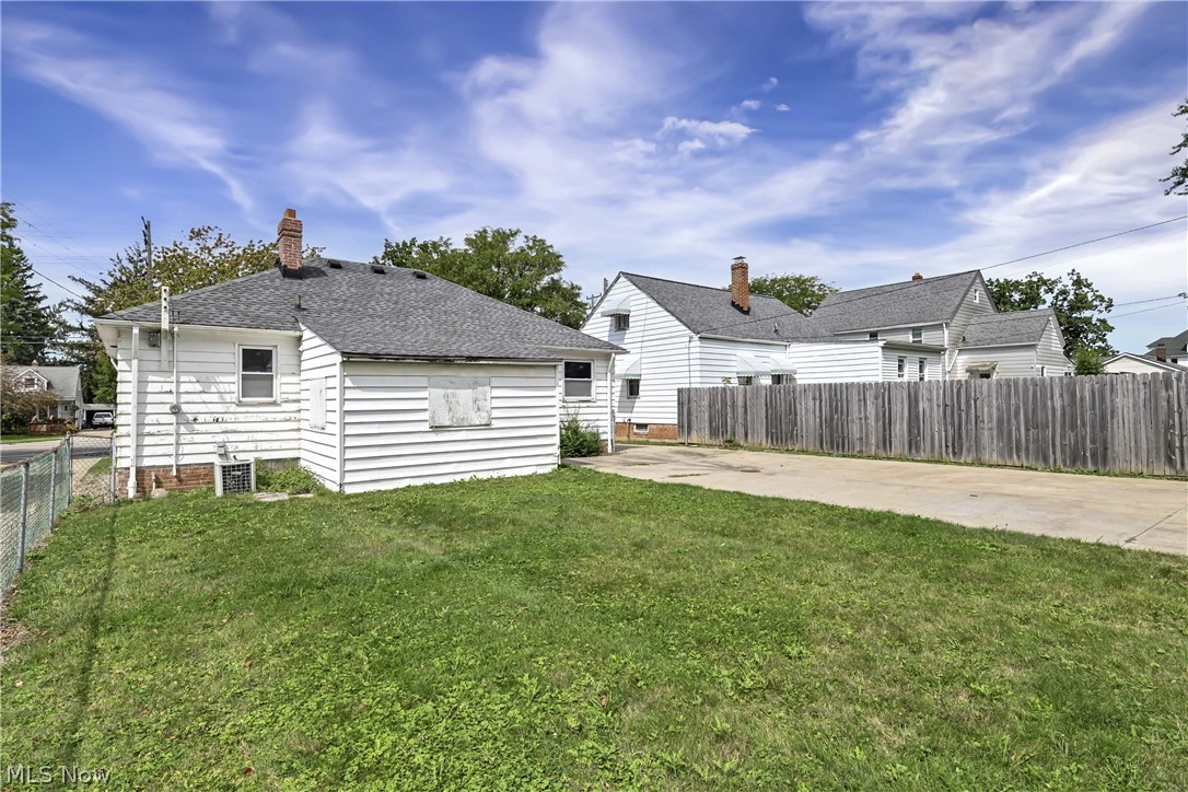 5891 Pearl Road Parma Heights OH 44130