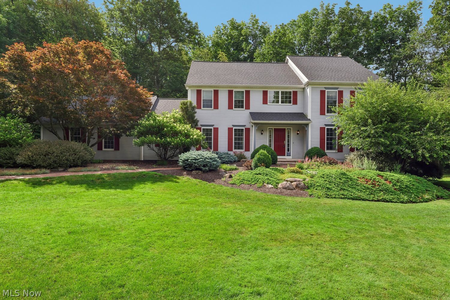 54 Fairfax Drive Chagrin Falls OH 44022