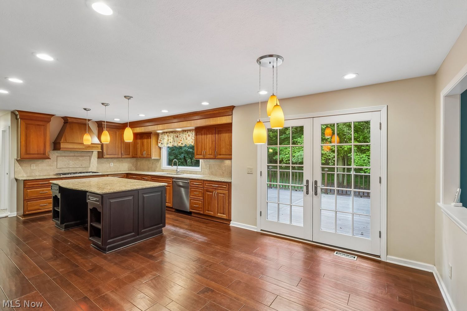 54 Fairfax Drive Chagrin Falls OH 44022