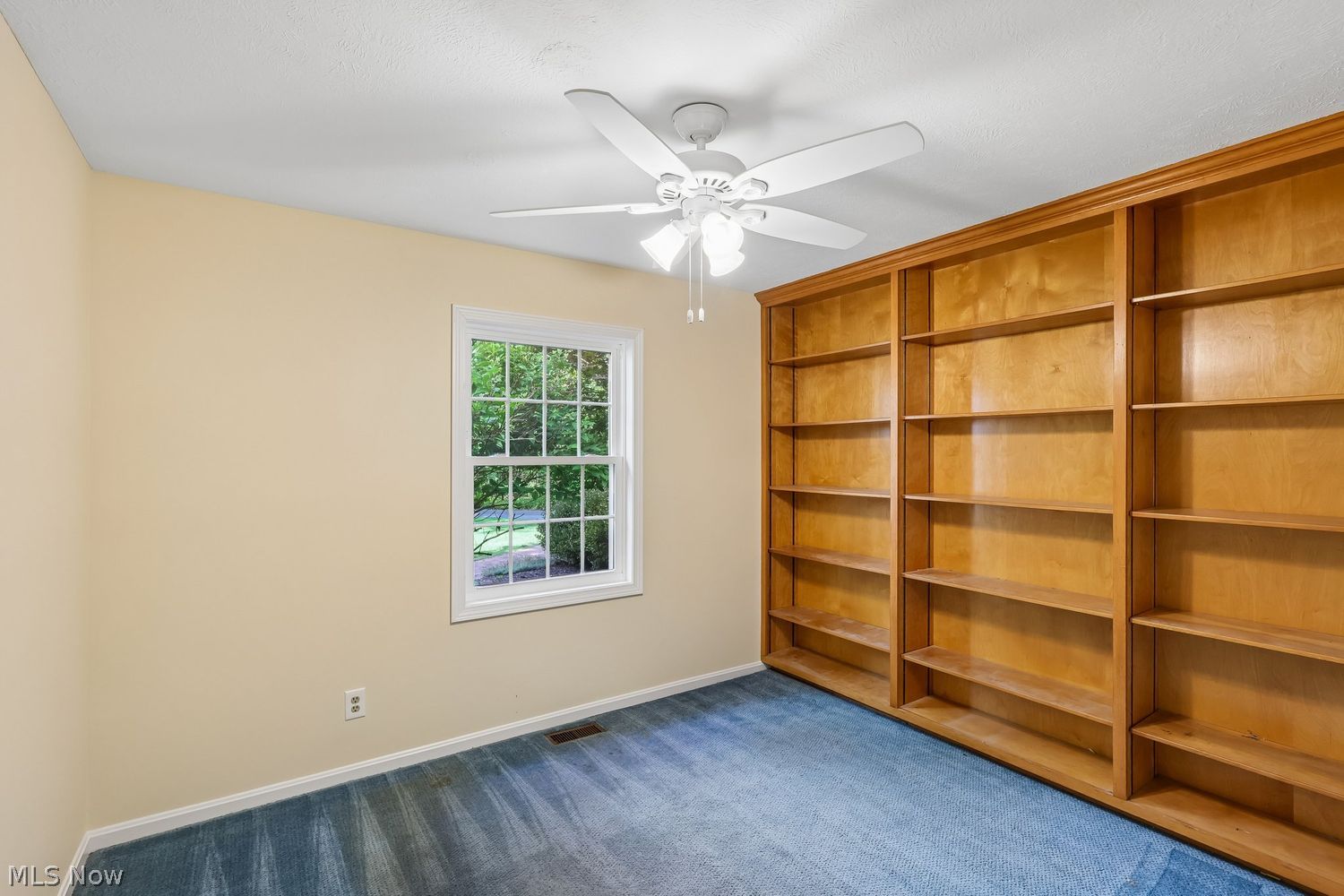 54 Fairfax Drive Chagrin Falls OH 44022