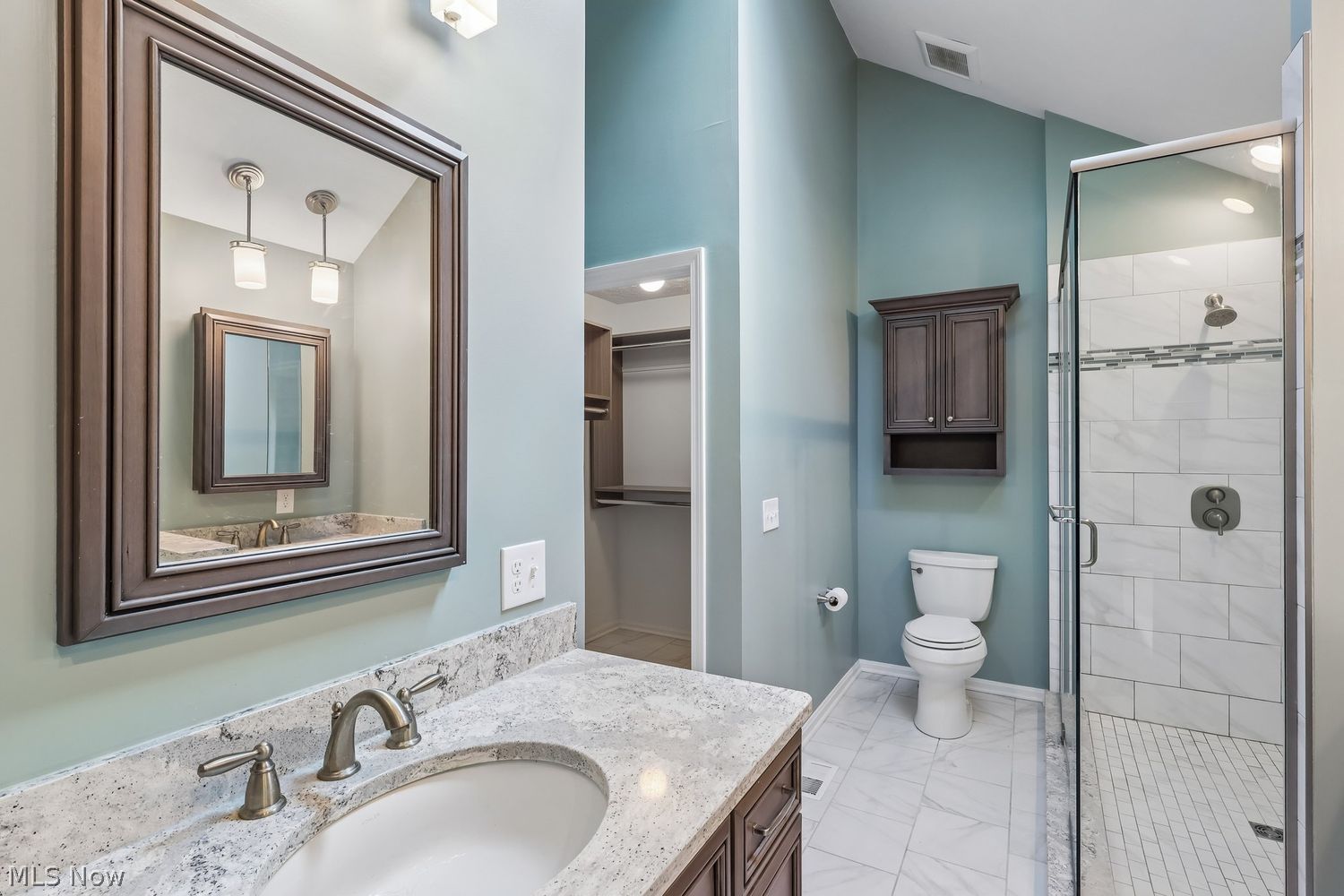 54 Fairfax Drive Chagrin Falls OH 44022