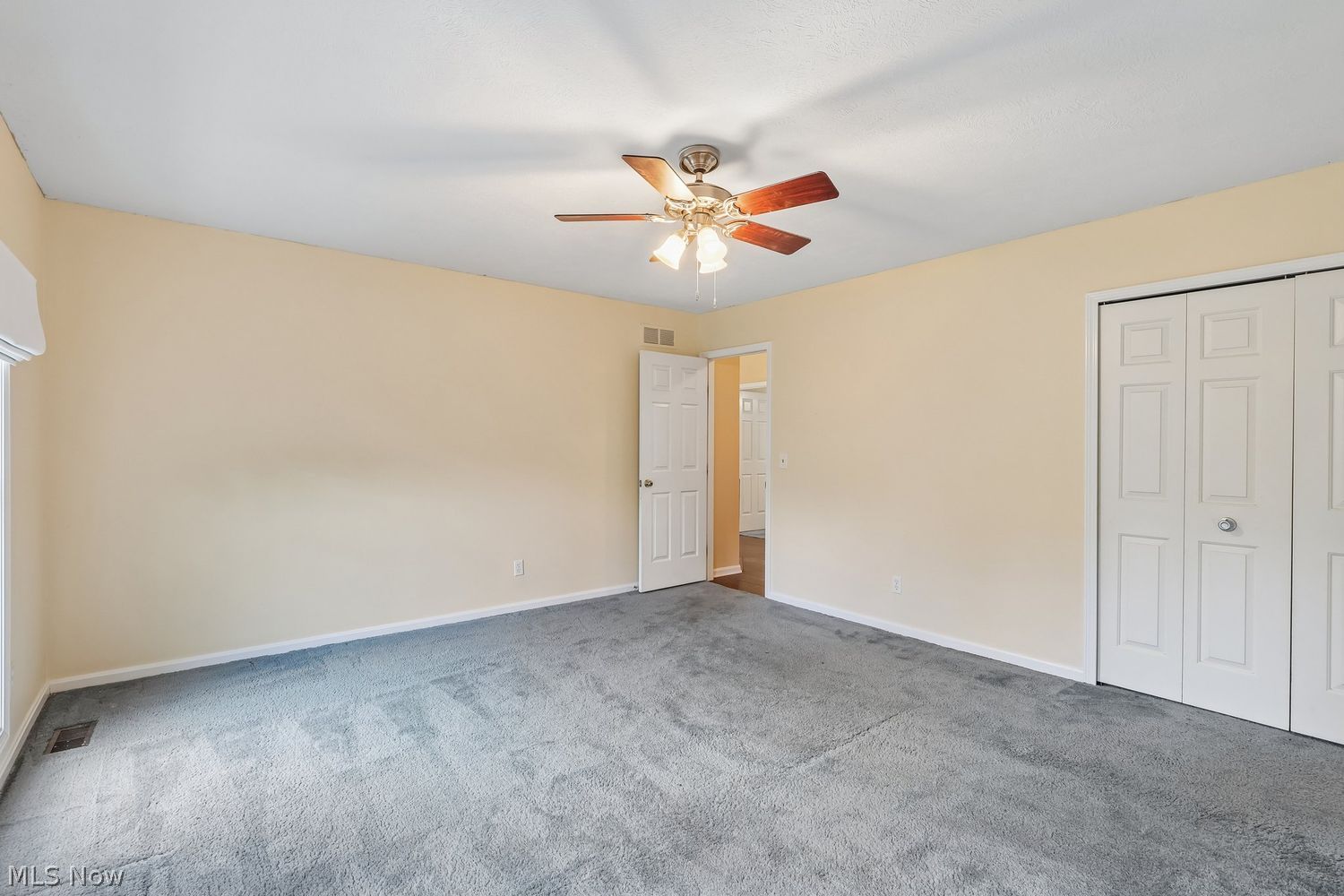 54 Fairfax Drive Chagrin Falls OH 44022