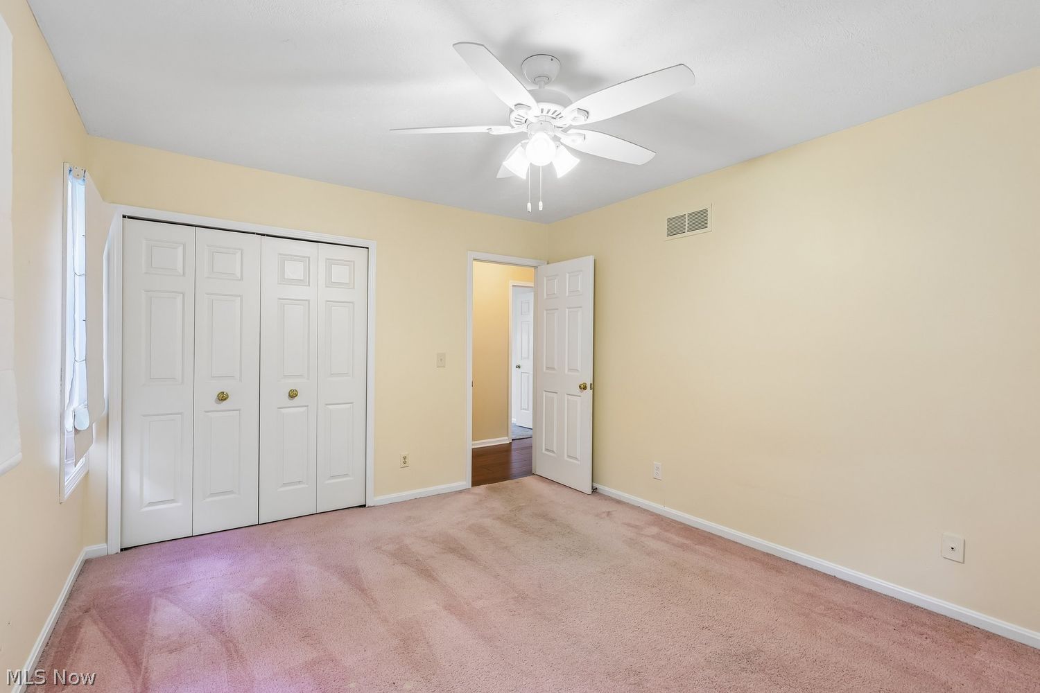 54 Fairfax Drive Chagrin Falls OH 44022