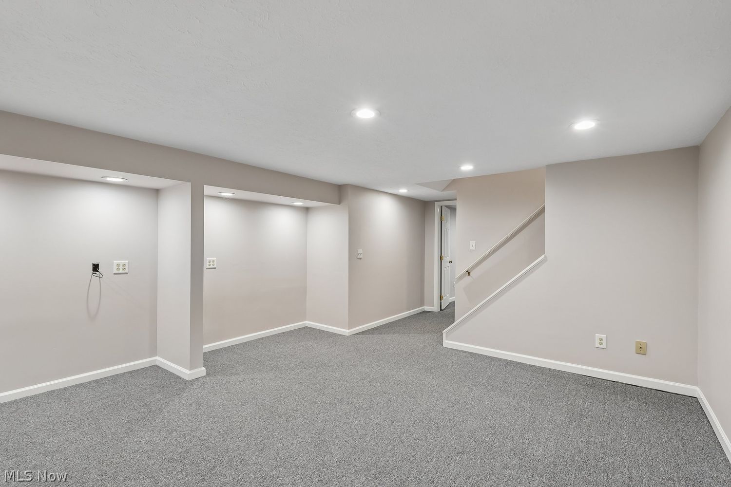 54 Fairfax Drive Chagrin Falls OH 44022