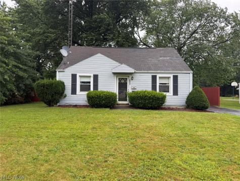 2358 Clark Avenue Alliance OH 44601