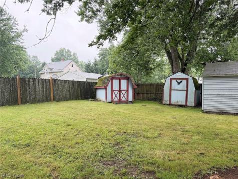 2358 Clark Avenue Alliance OH 44601