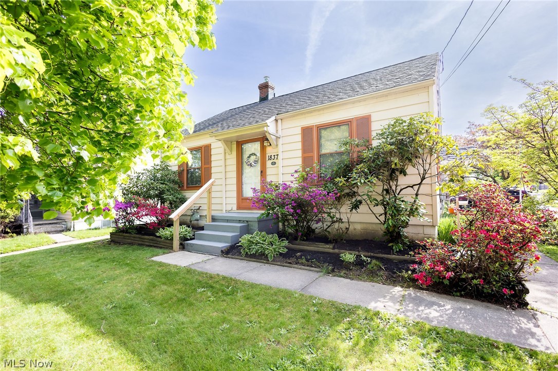 1837 Cameroon Court Akron OH 44305