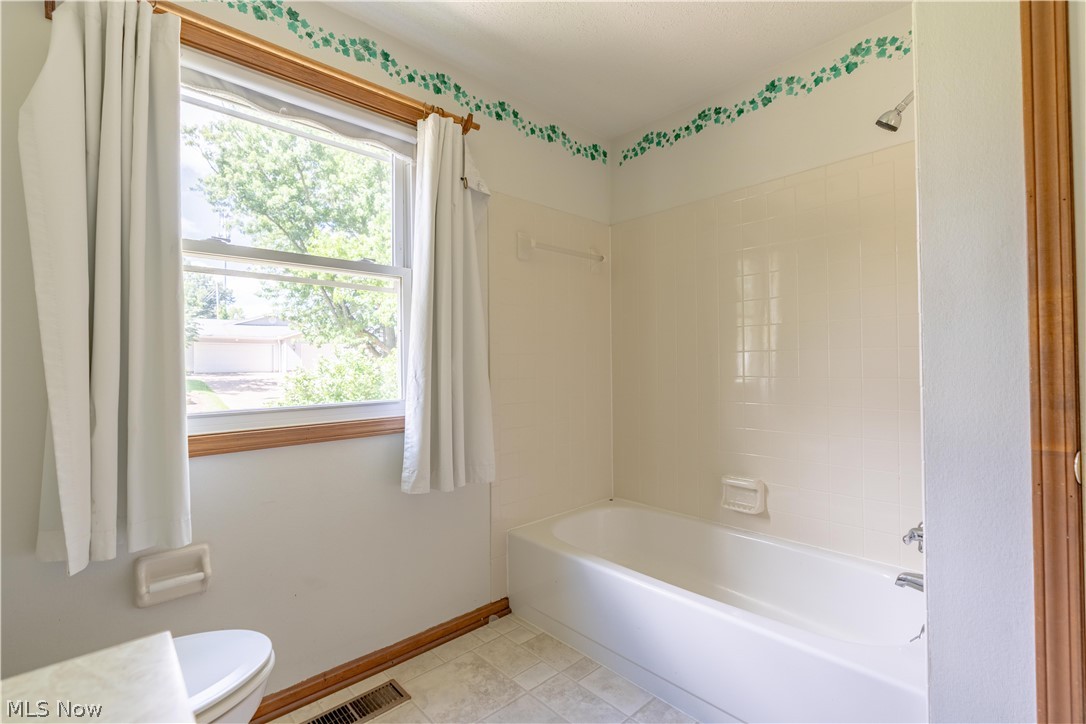 8142 Walter Street NW Massillon OH 44646