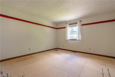 8142 Walter Street NW Massillon OH 44646