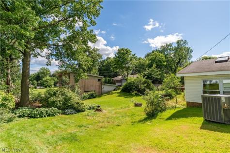8142 Walter Street NW Massillon OH 44646